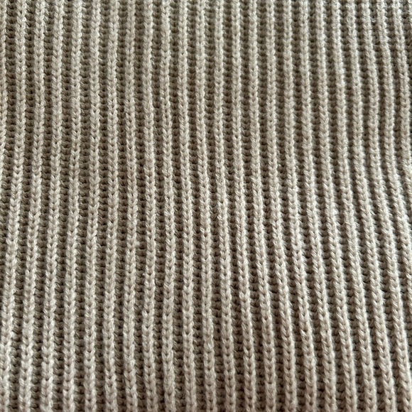 TopShop Light Tan Sweater. Size 12. Excellent Condition. - Picture 3 of 3